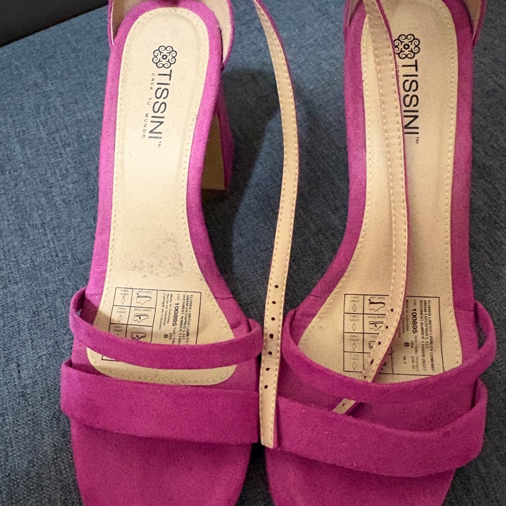 ISSI Women's Vibrant Pink Heels